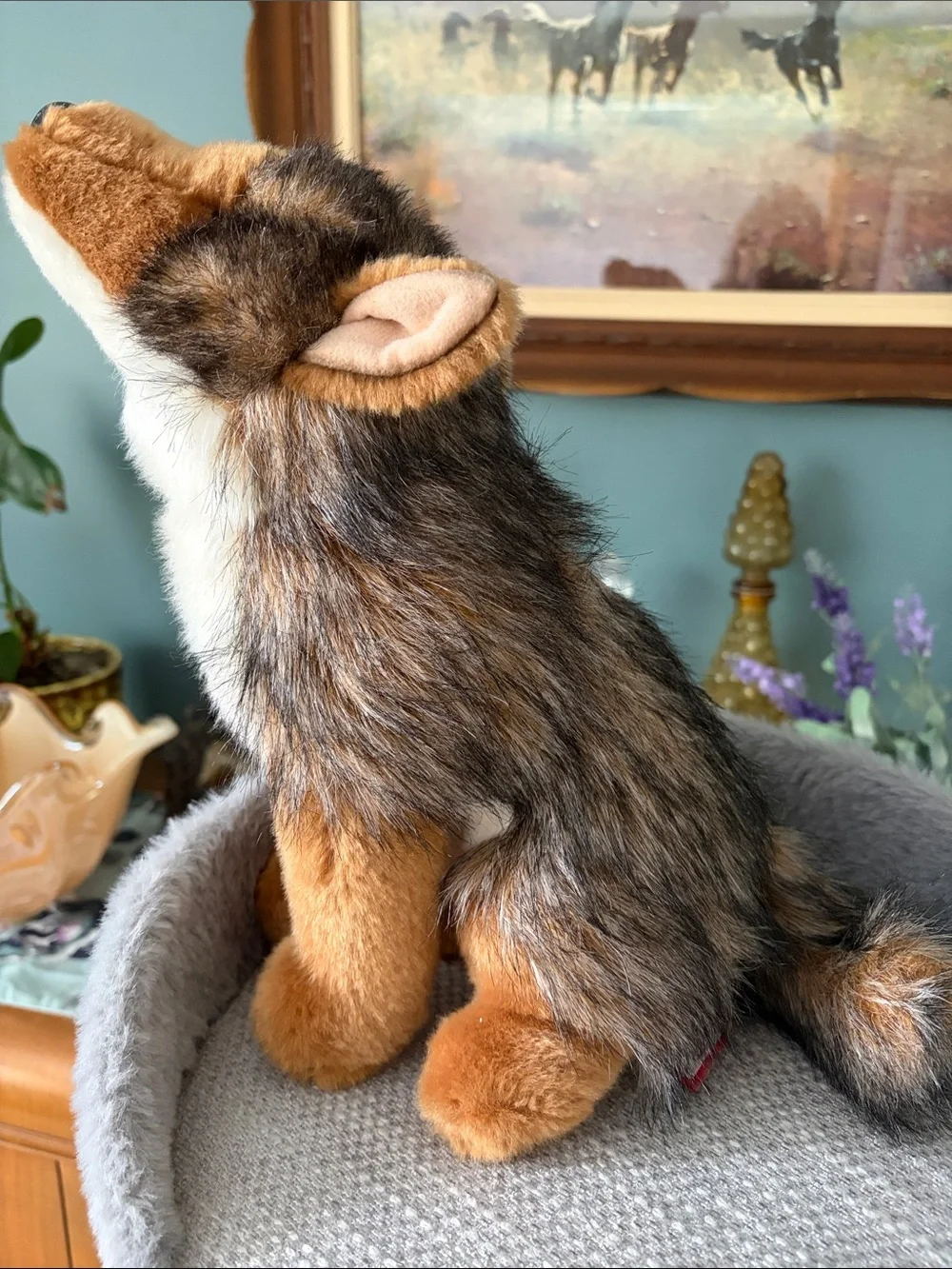 Douglas Plush Howling Wolf Stuffed Animal - Brown & Gray Fur - Picture 1 of 8